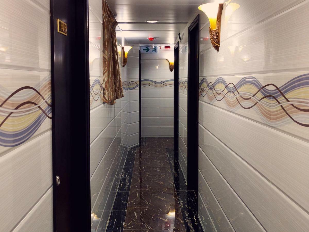 New Day Night Hostel Hongkong Eksteriør bilde